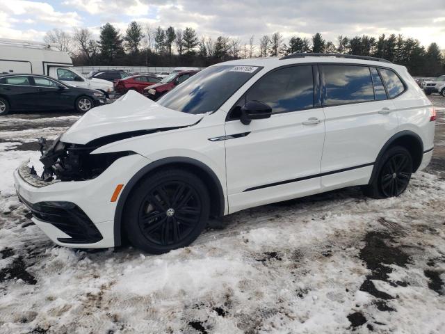 VOLKSWAGEN TIGUAN SE R-LINE BLACK