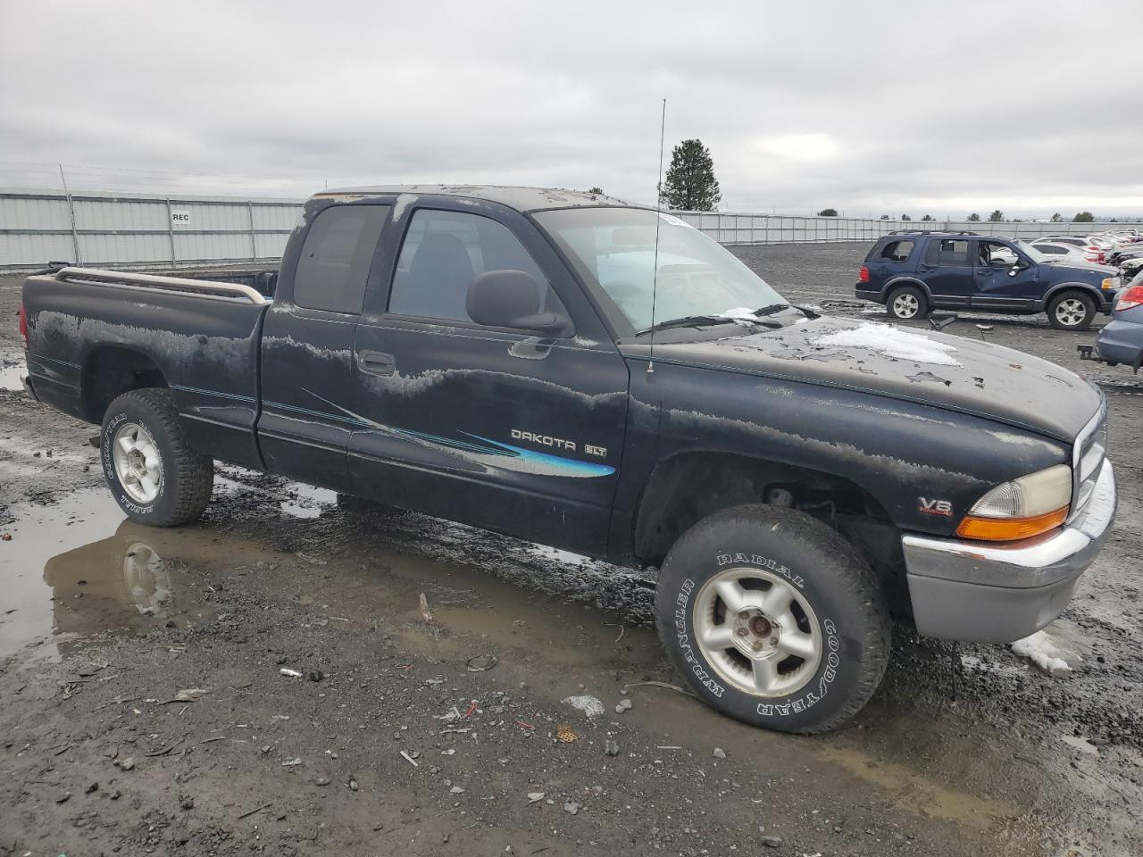 Lot #3049575676 1997 DODGE DAKOTA