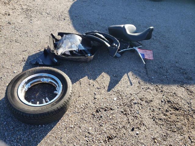 2021 HARLEY-DAVIDSON FLHTCUTG 1HD1MAF11MB857841