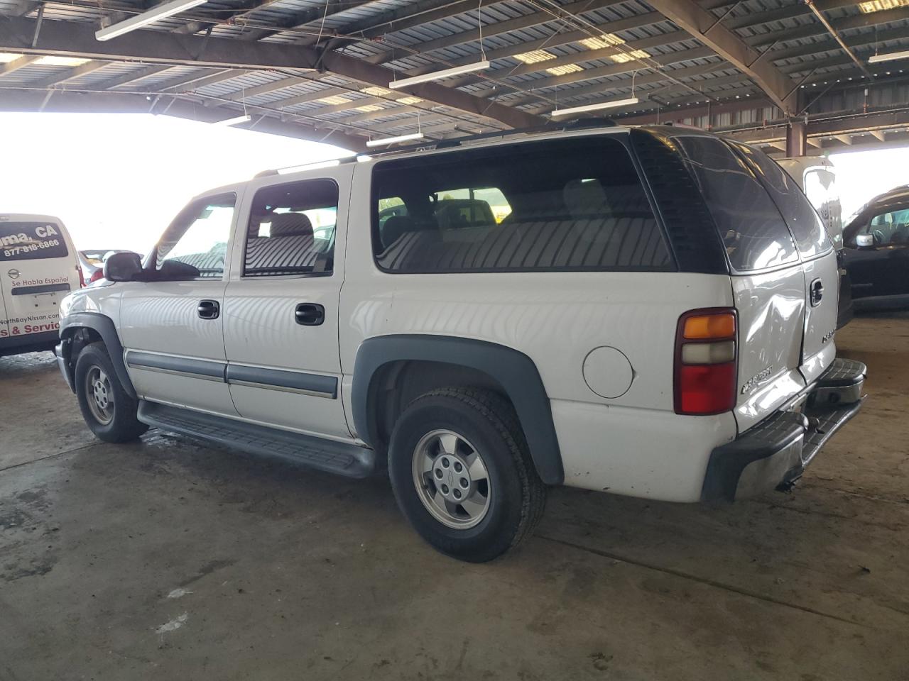 Lot #3050426917 2003 CHEVROLET SUBURBAN C