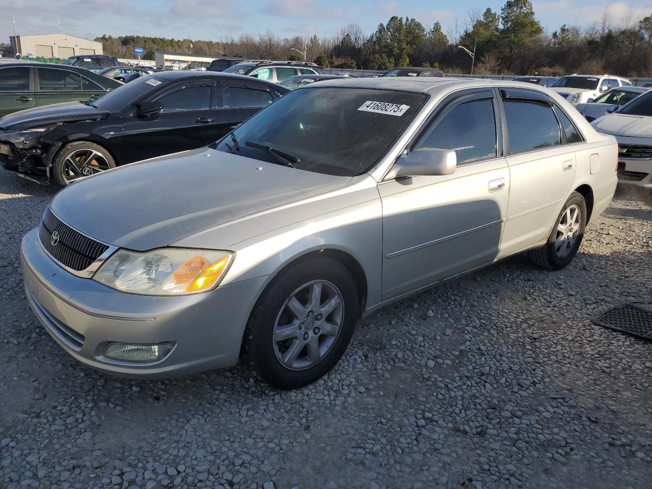 Lot #3050298884 2001 TOYOTA AVALON XL