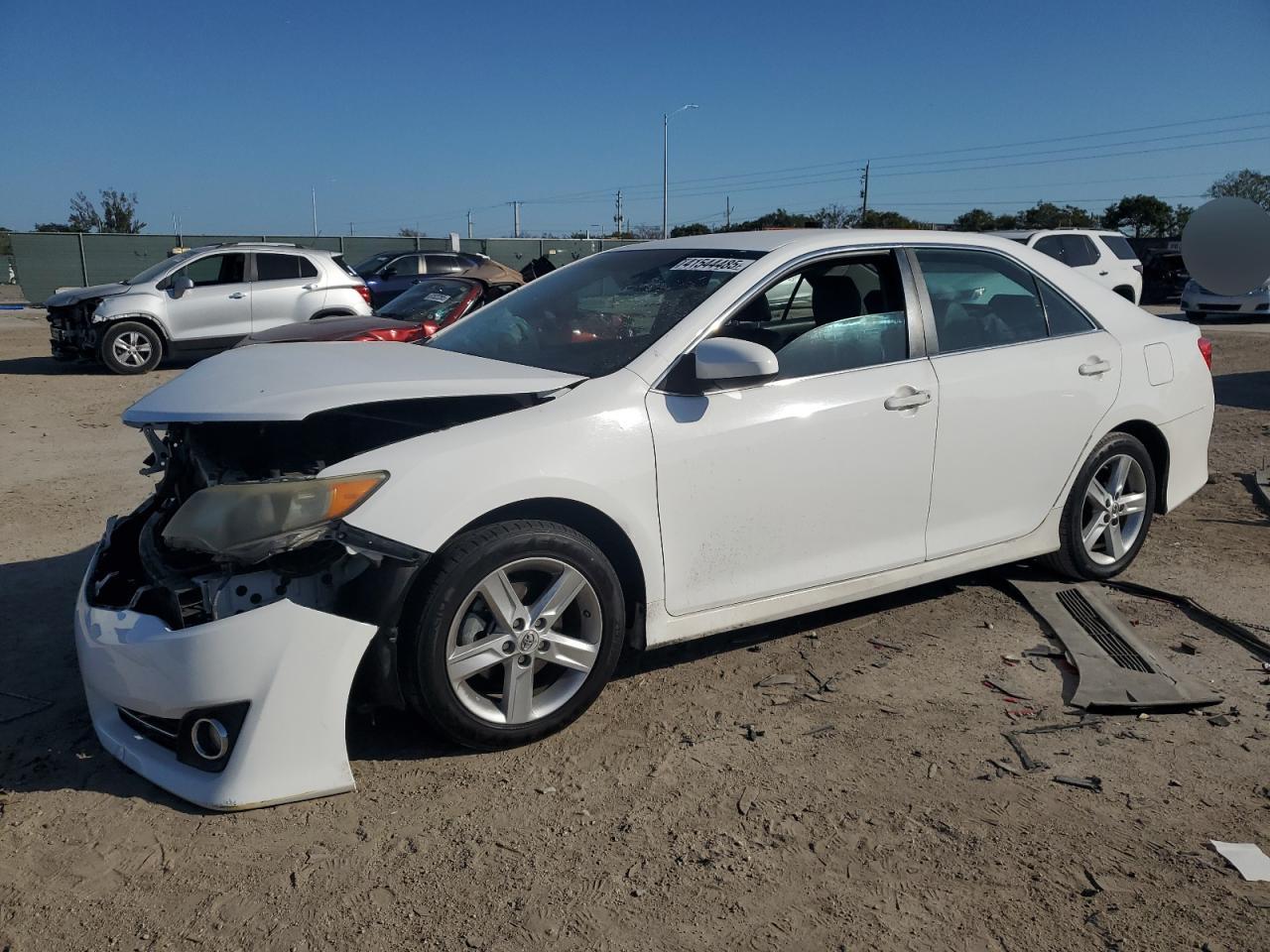  Salvage Toyota Camry