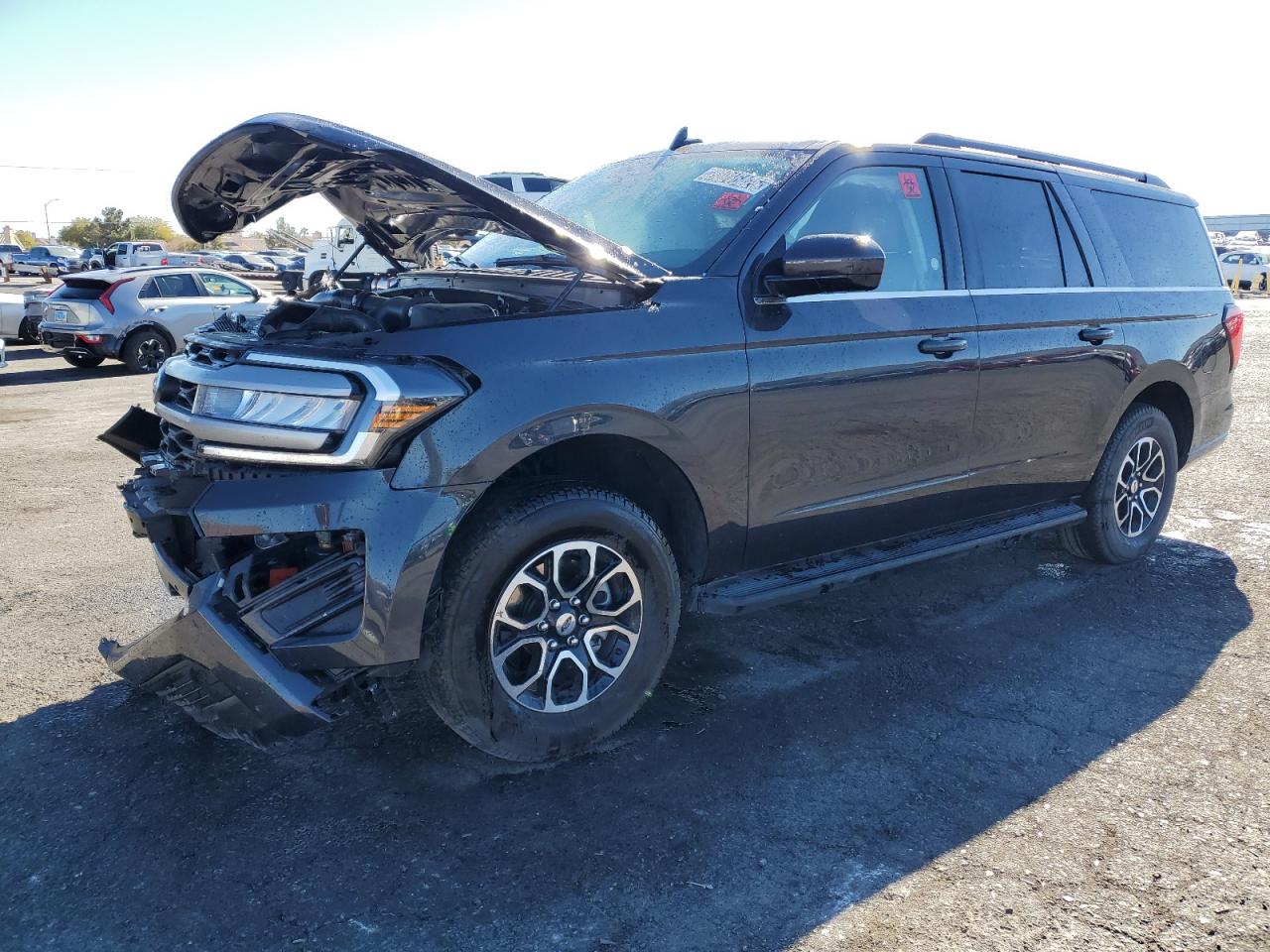  Salvage Ford Expedition