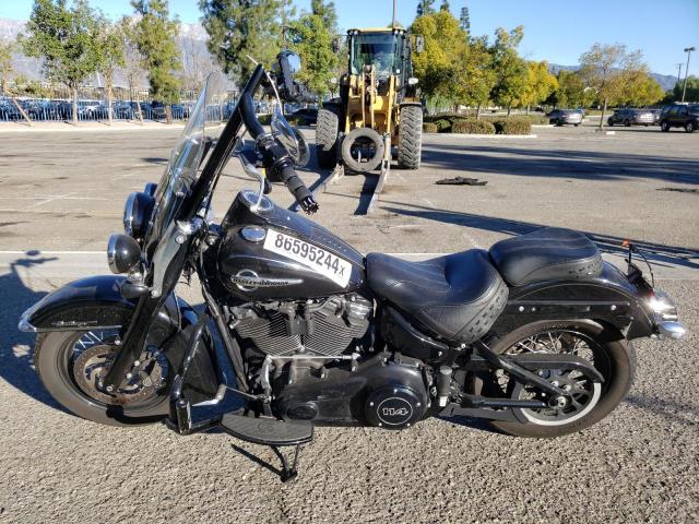 2018 HARLEY-DAVIDSON FLHCS HERI 1HD1YBK34JC080644
