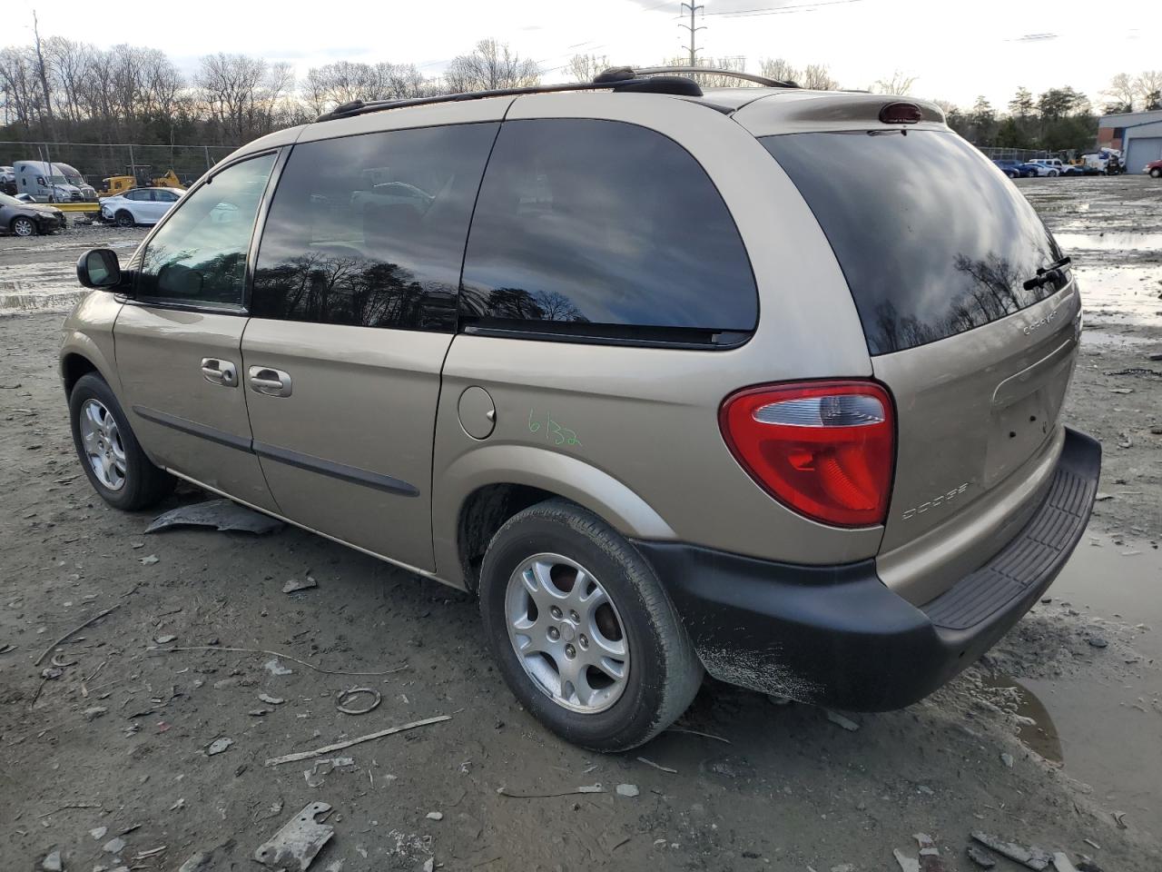 Lot #3052501114 2004 DODGE CARAVAN SX