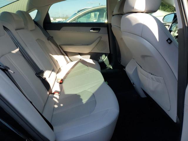 2018 HYUNDAI SONATA SE - 5NPE24AFXJH617646