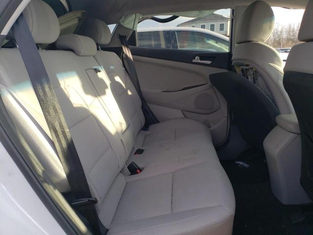 2019 HYUNDAI TUCSON SE - KM8J2CA42KU940857
