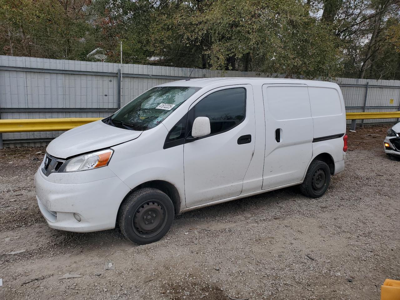  Salvage Nissan Nv