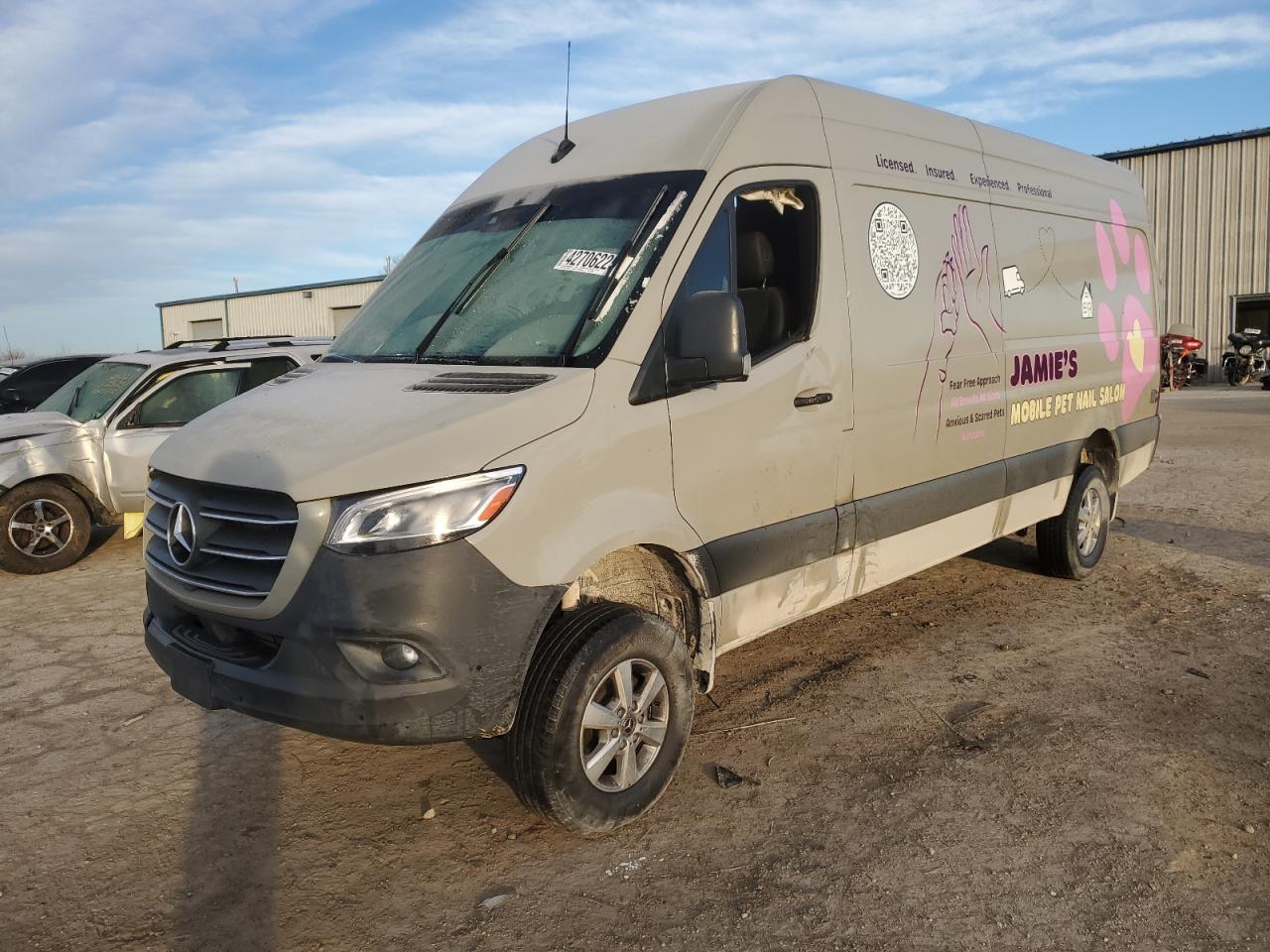 MERCEDES-BENZ SPRINTER 2500