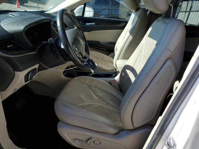 2017 LINCOLN MKC RESERV 5LMCJ3C94HUL20554