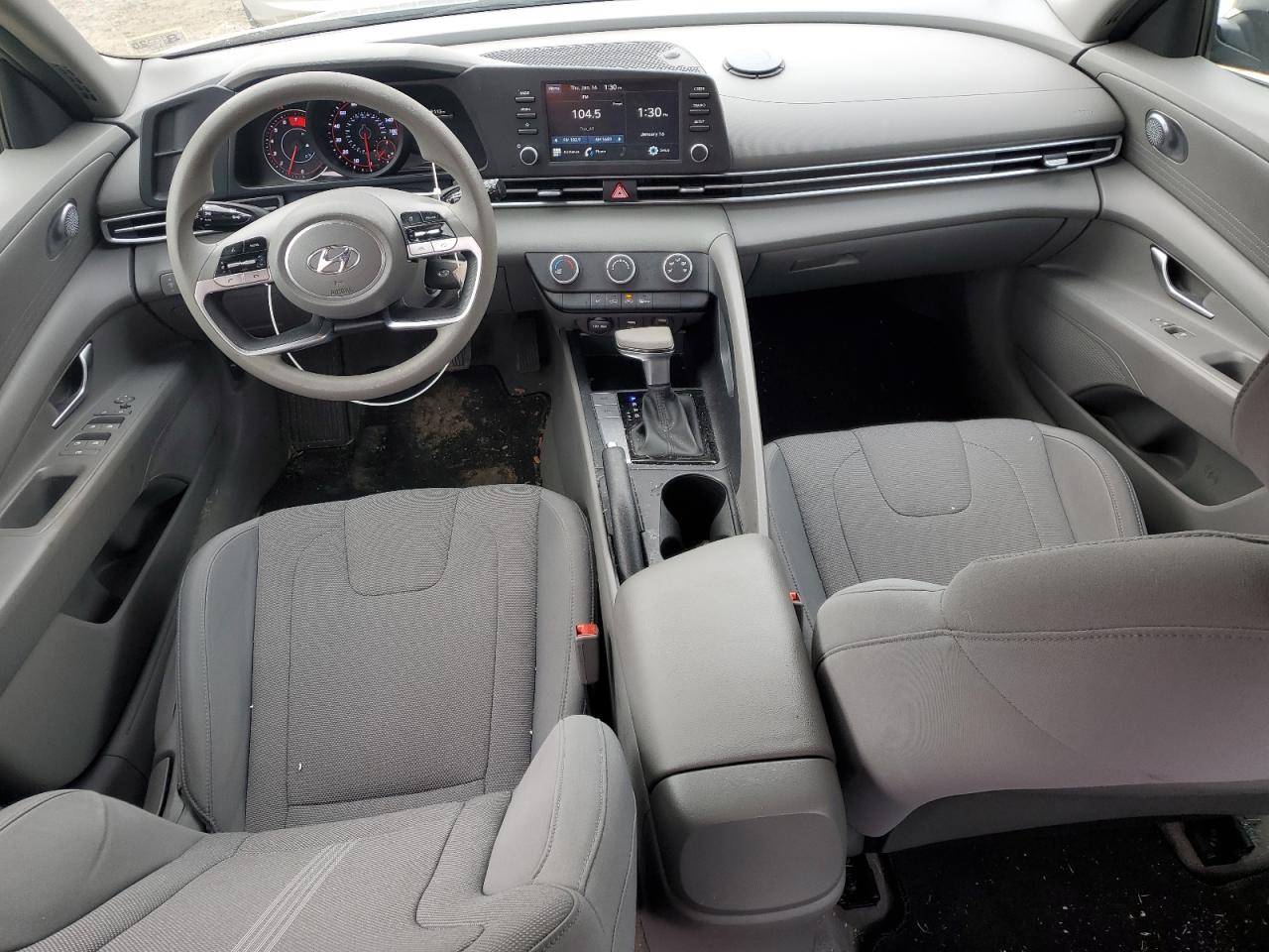 Hyundai Elantra se 2021