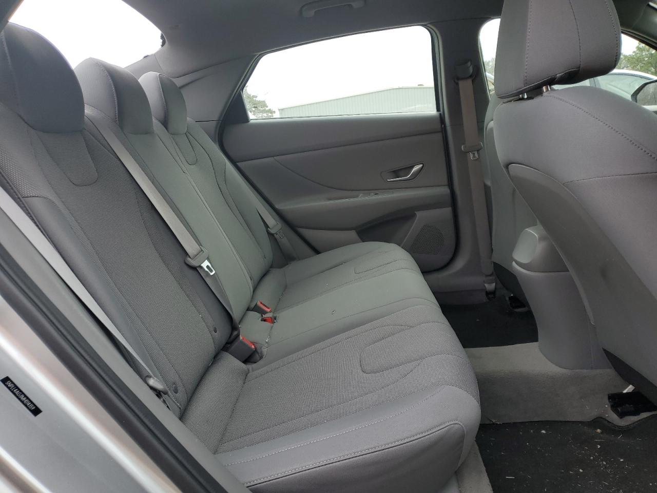 Hyundai Elantra se 2021
