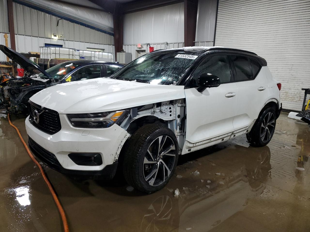  Salvage Volvo XC40