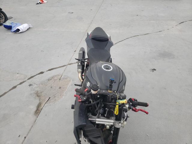 2017 SUZUKI GSX-R600 JS1GN7FA6H2101191