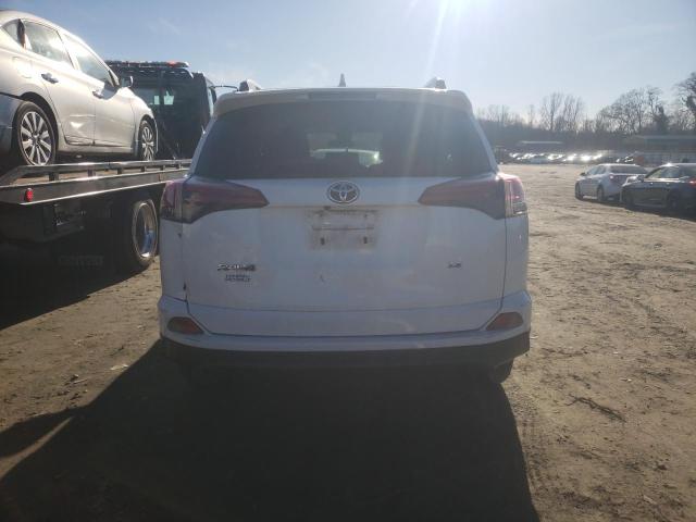 2018 TOYOTA RAV4 LE - JTMZFREV2JJ737551