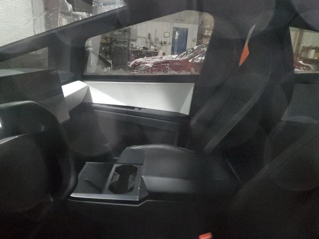2024 TESLA CYBERTRUCK 7G2CEHED7RA019582