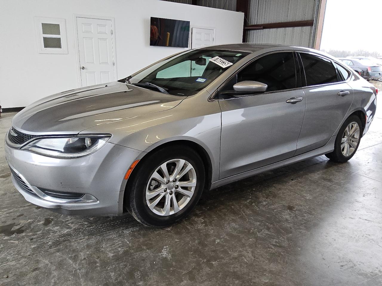  Salvage Chrysler 200