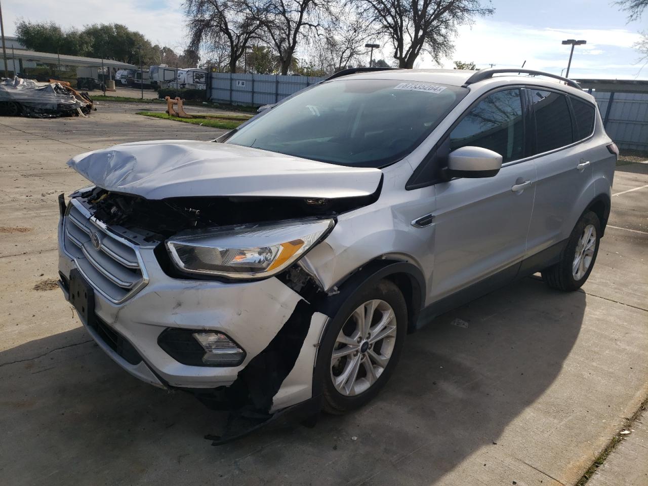  Salvage Ford Escape