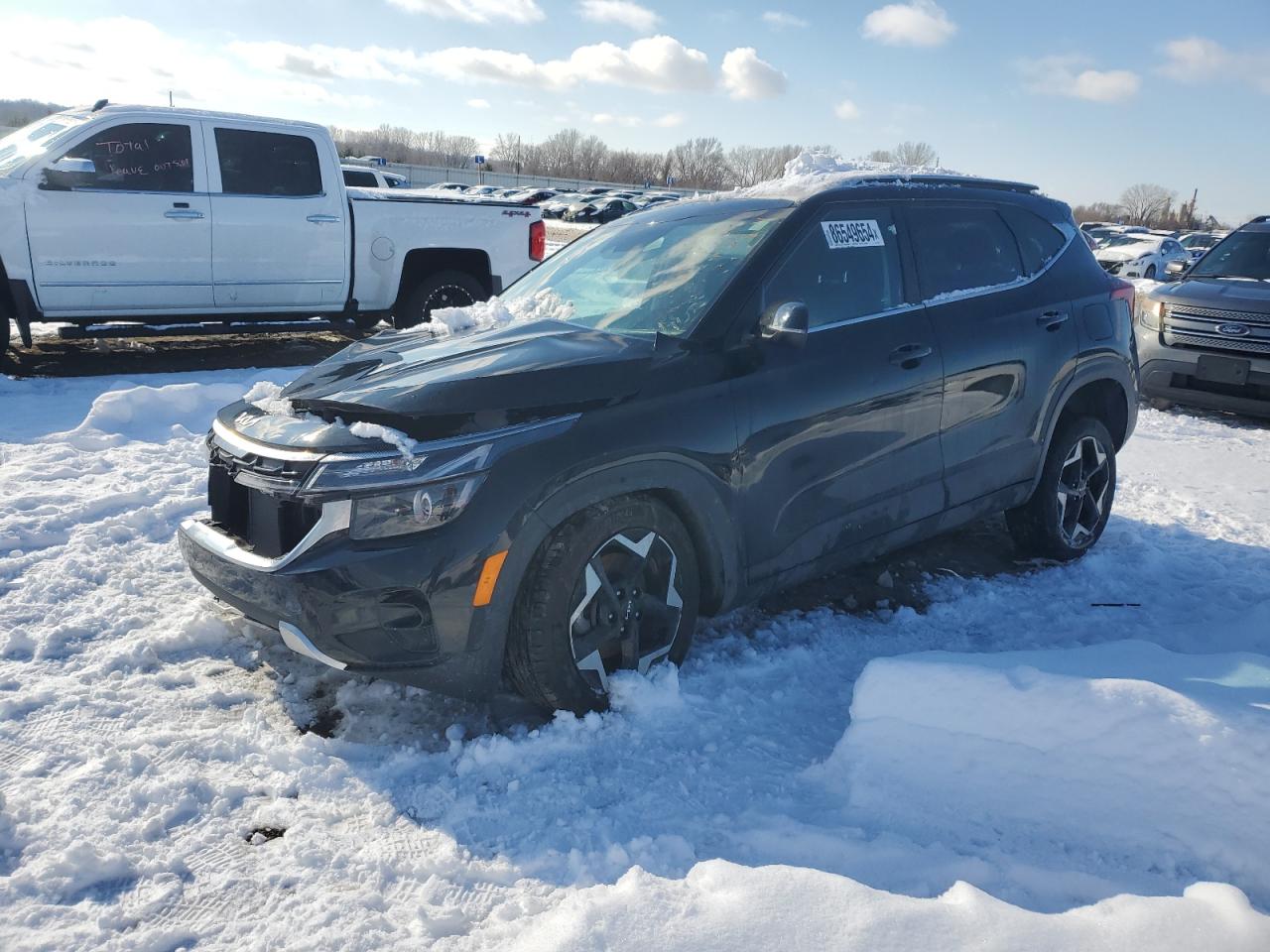 KIA SELTOS EX