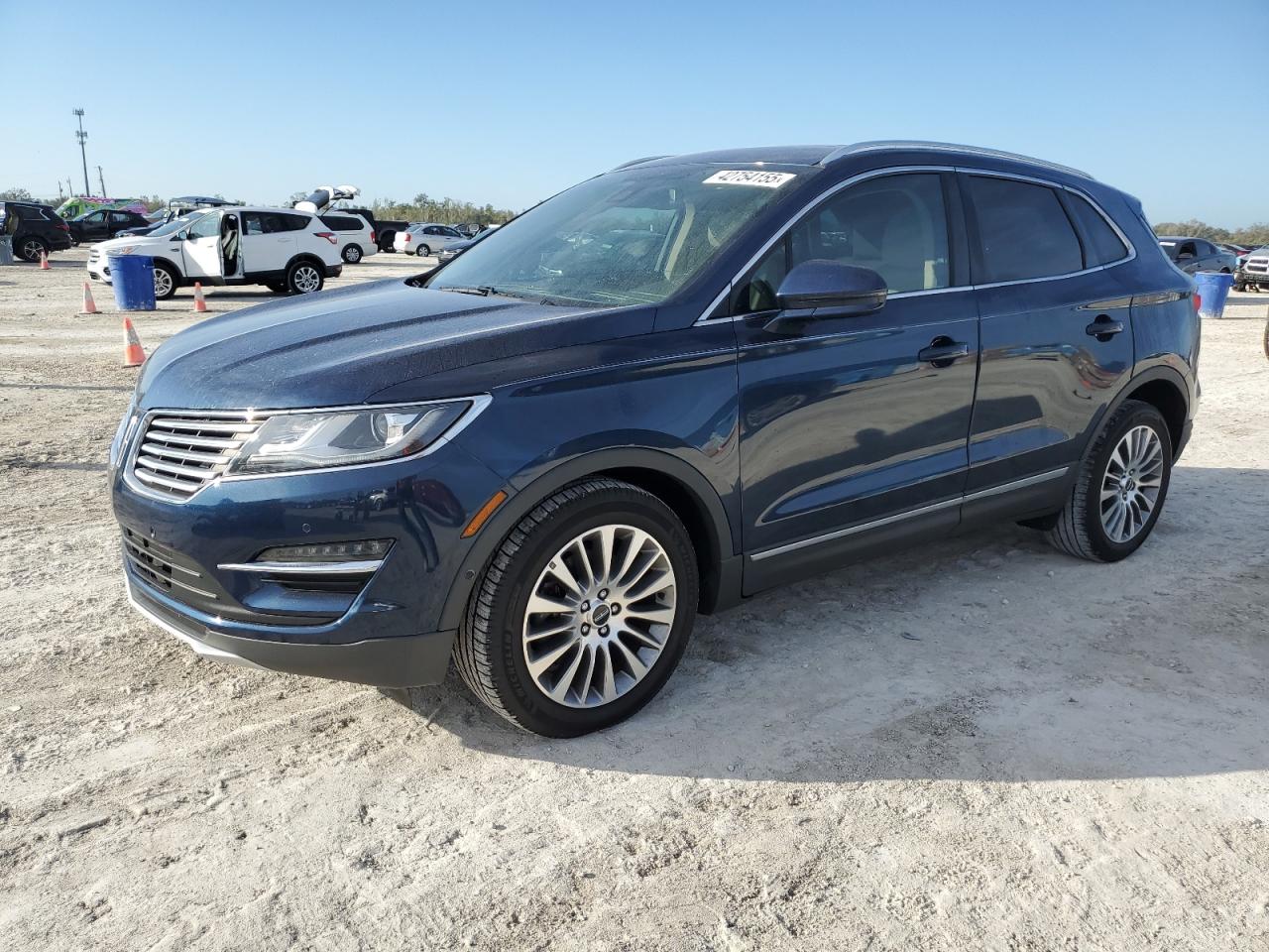 5LMCJ3C96HUL55399 LINCOLN MKC RESERV 2017