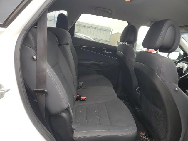 2016 KIA SORENTO LX - 5XYPG4A34GG104327