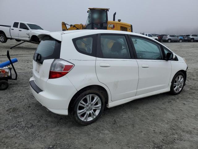 HONDA FIT SPORT 2010 white hatchbac gas JHMGE8H69AS004317 photo #4