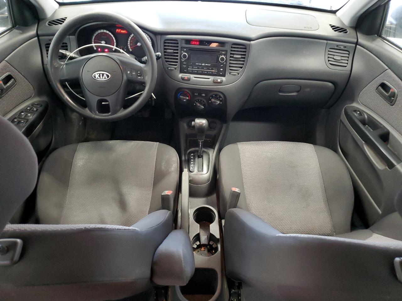 KIA RIO LX