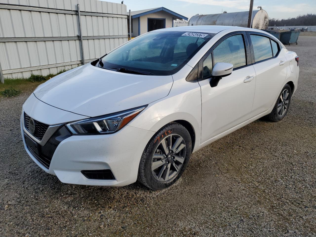  Salvage Nissan Versa