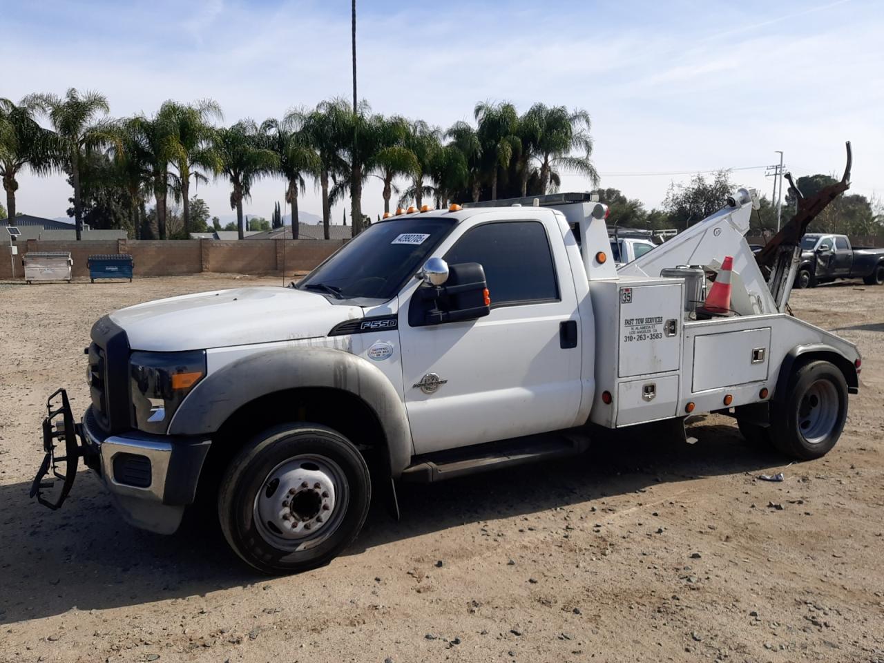 FORD F-550 SUPER DUTY