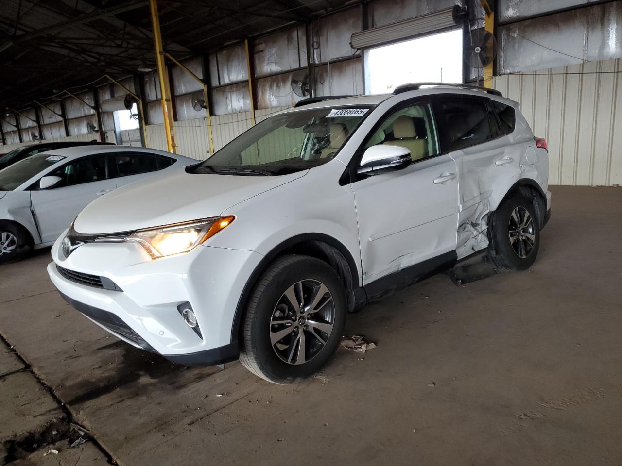 TOYOTA RAV4 XLE