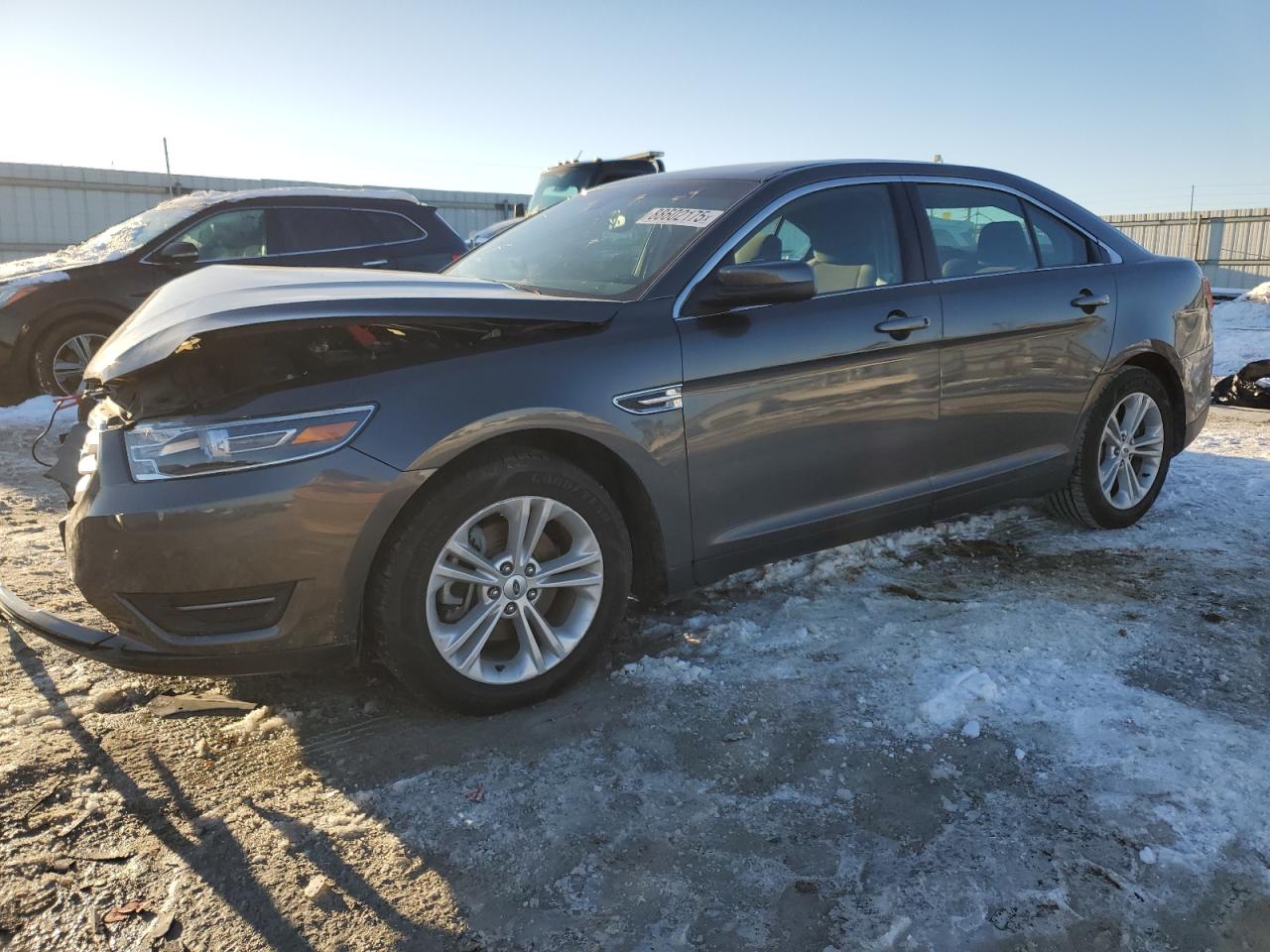  Salvage Ford Taurus