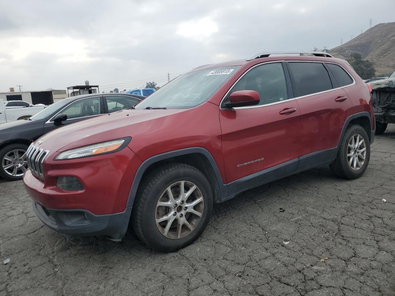  Salvage Jeep Grand Cherokee