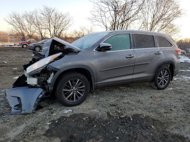 2018 TOYOTA HIGHLANDER 5TDJZRFH3JS523409