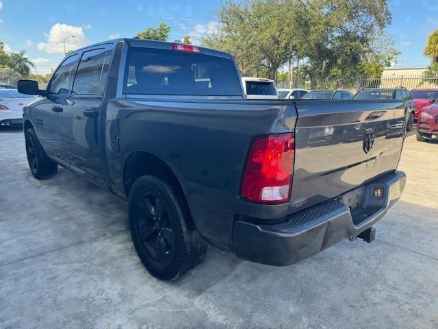 RAM 1500 ST 2017 gray  flexible fuel 1C6RR6KGXHS679437 photo #3