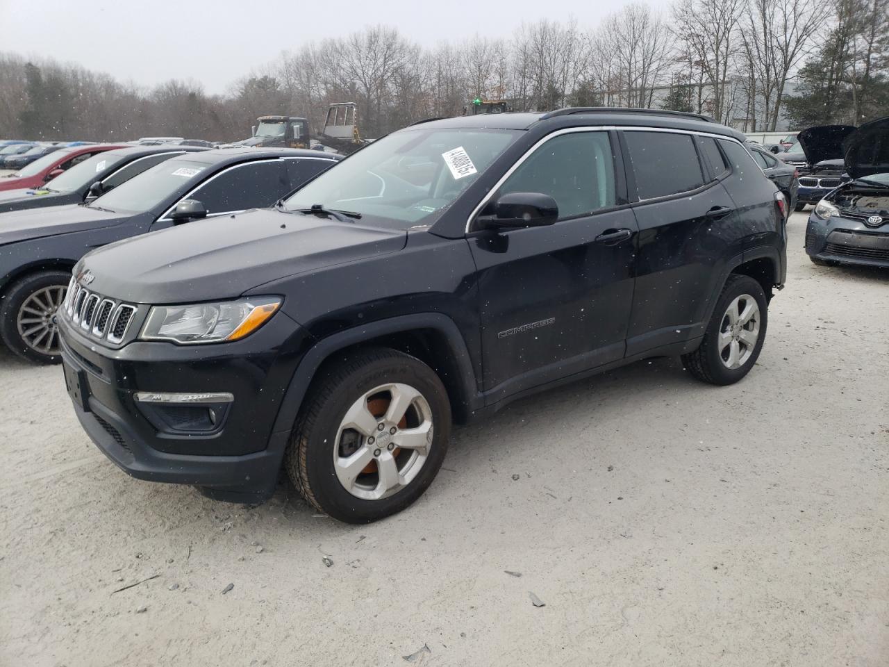  Salvage Jeep Compass