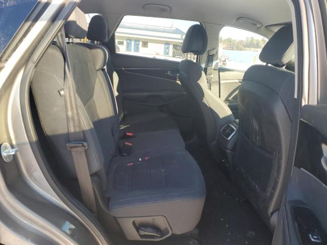 2016 KIA SORENTO LX - 5XYPGDA38GG065192