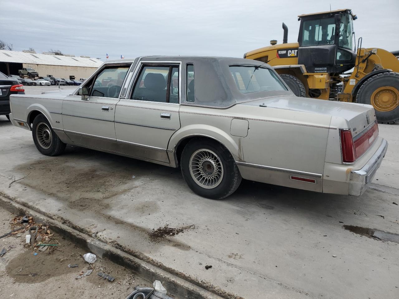 Lot #3050370898 1986 LINCOLN TOWN CAR