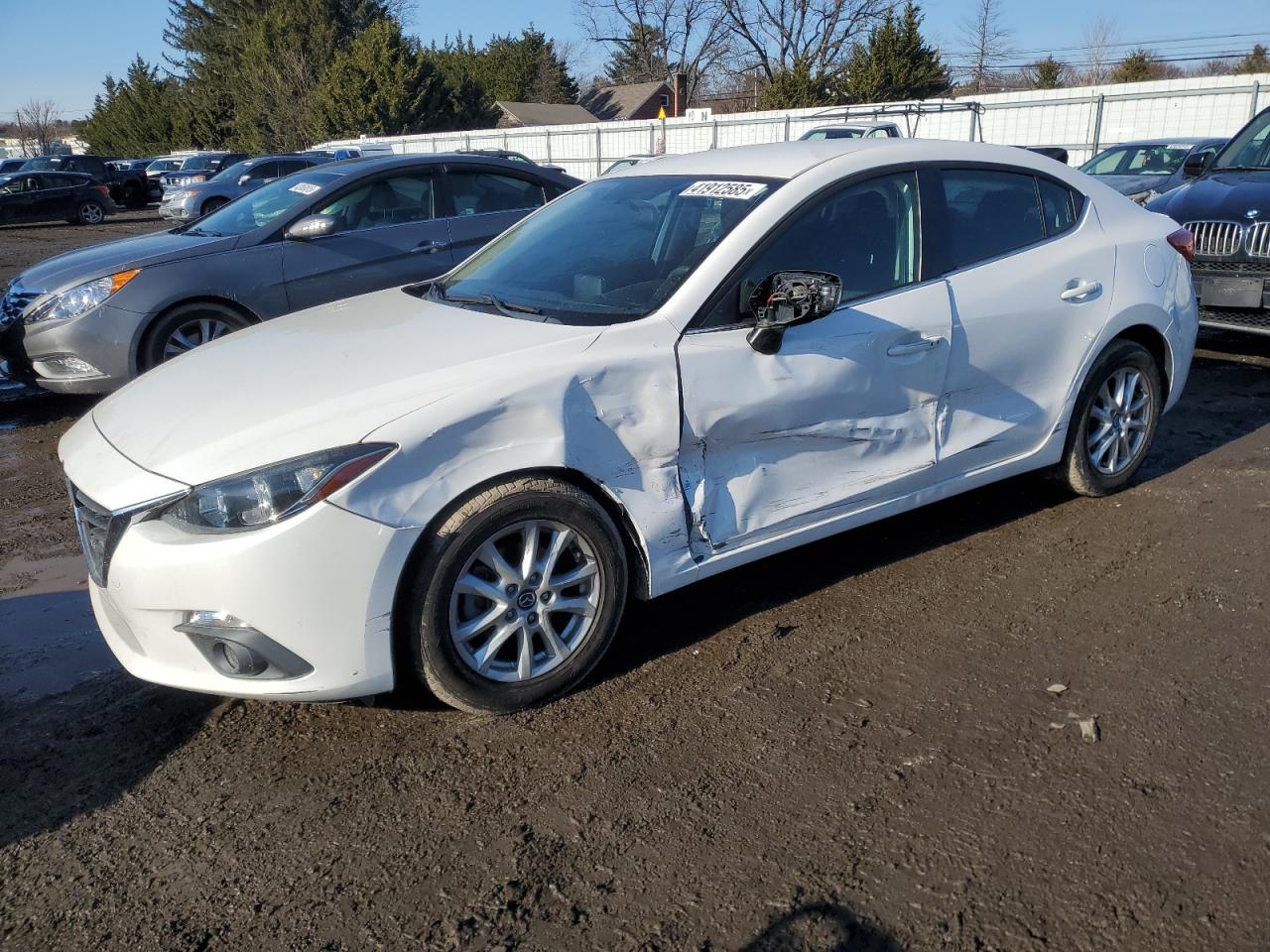  Salvage Mazda 3