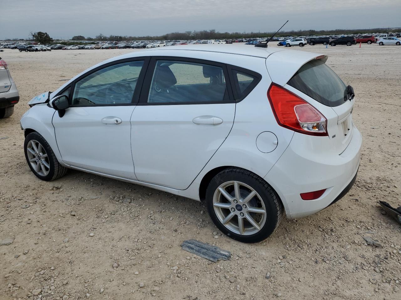 FORD FIESTA SE