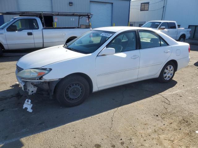 TOYOTA CAMRY LE 2003 white  gas JTDBE32K330231005 photo #1