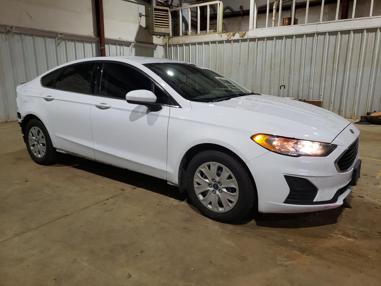 FORD FUSION S