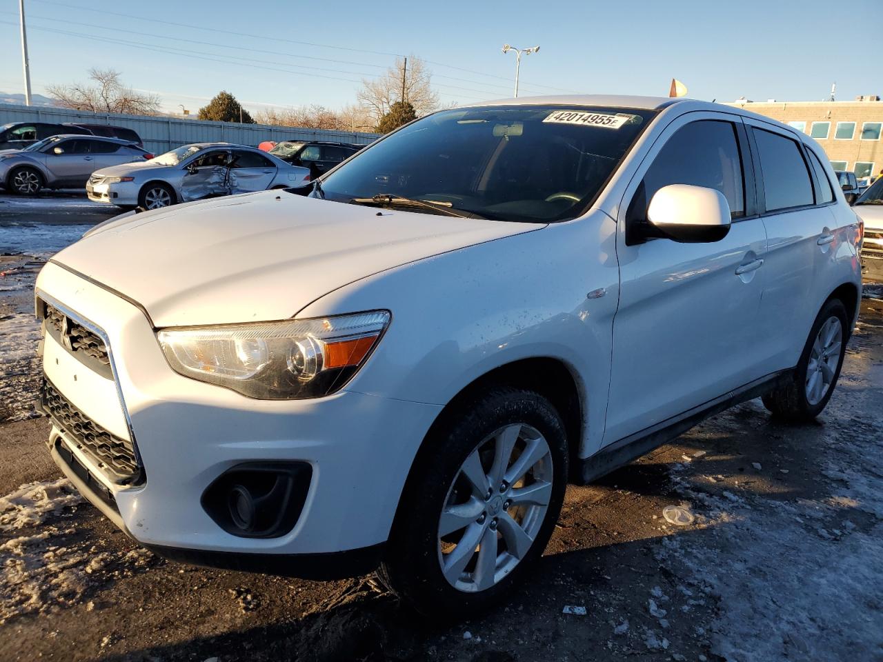MITSUBISHI OUTLANDER ES