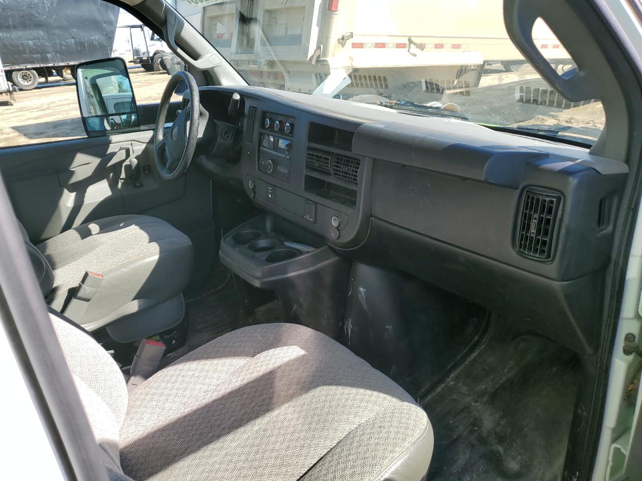 GMC SAVANA CUTAWAY G3500