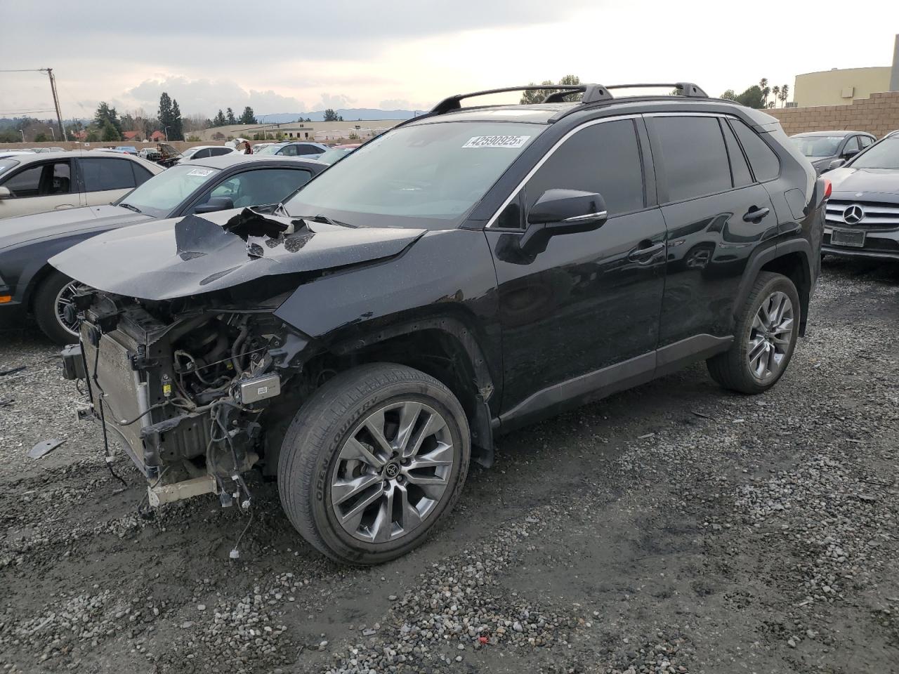 2T3C1RFV0NC184409 TOYOTA RAV4 XLE P 2022