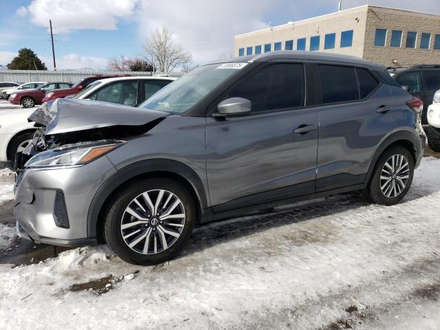 NISSAN KICKS SV