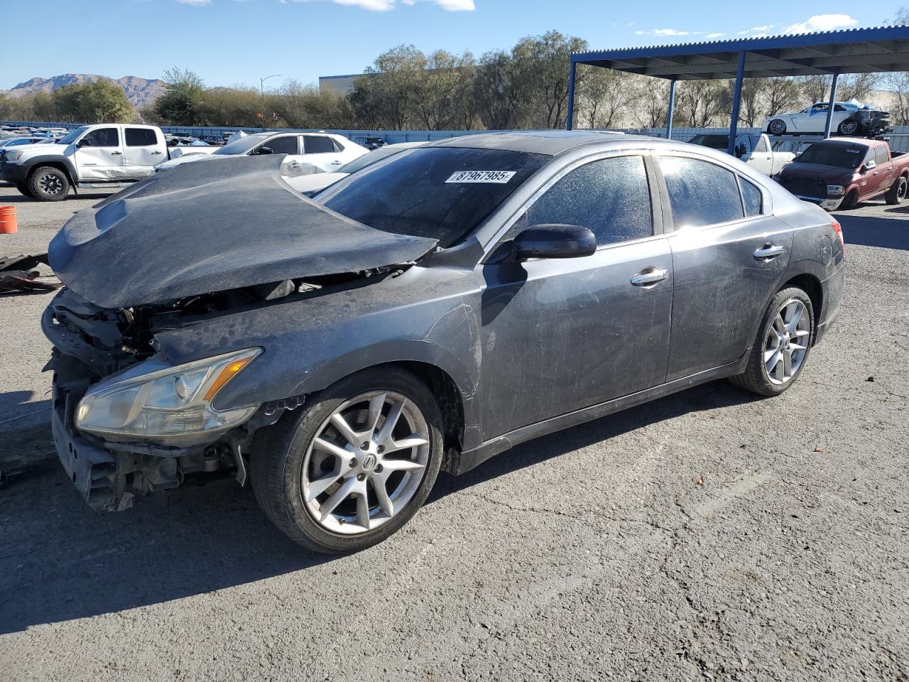  Salvage Nissan Maxima