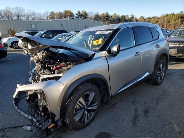 NISSAN ROGUE PLATINUM