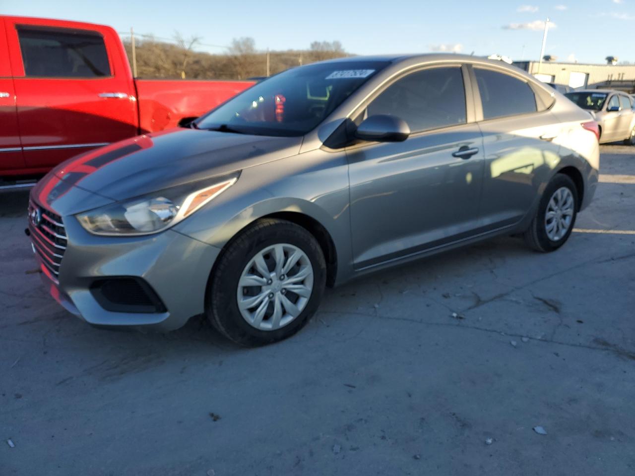  Salvage Hyundai ACCENT