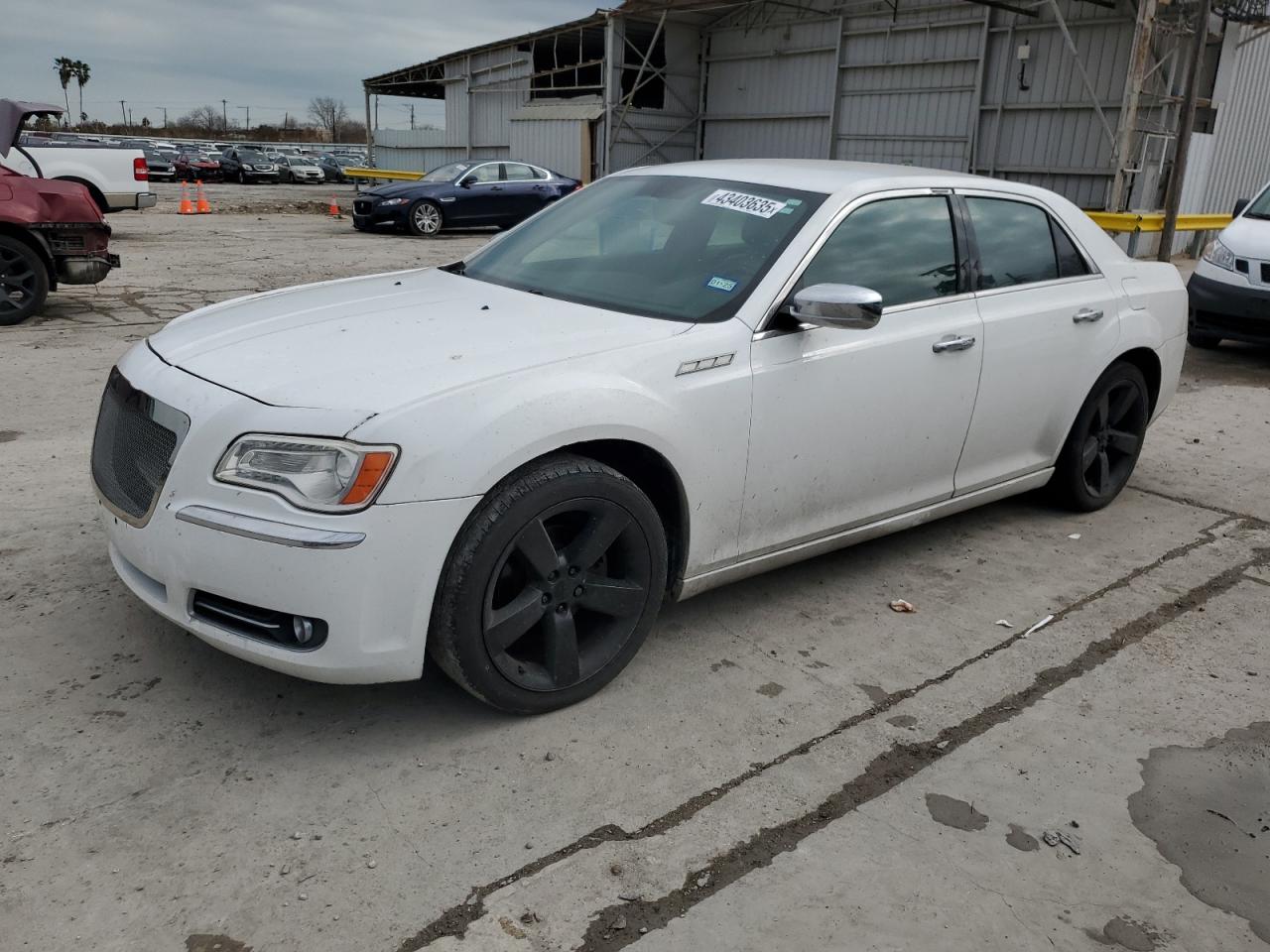  Salvage Chrysler 300