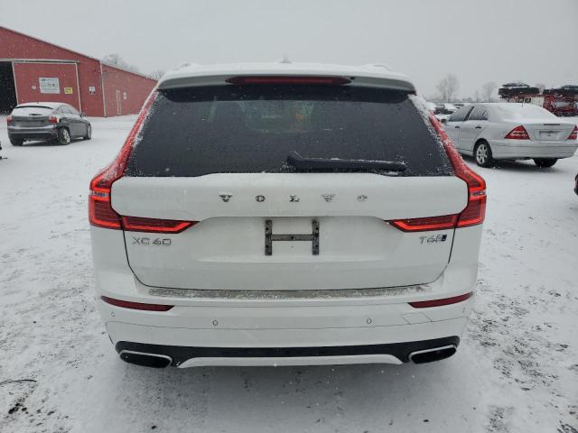 2018 VOLVO XC60 T6 R- YV4A22RM0J1003828